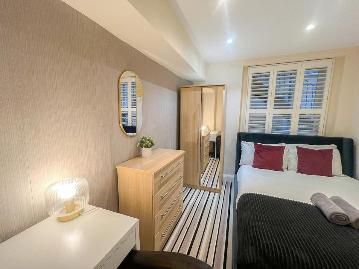 3 Bedroom Apartment With Private Terrace In Pimlico, Westminster, Victoria London Exterior foto