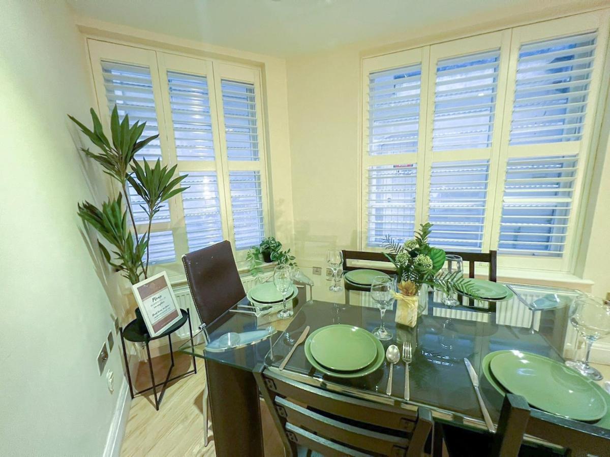 3 Bedroom Apartment With Private Terrace In Pimlico, Westminster, Victoria London Exterior foto
