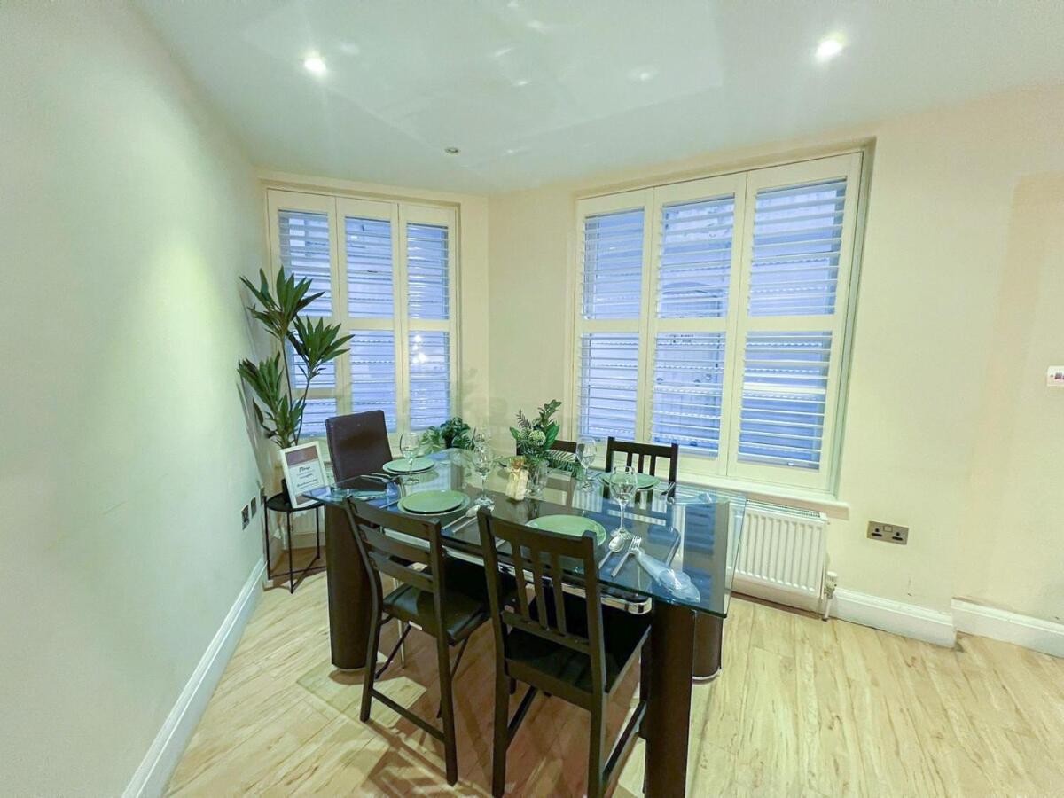 3 Bedroom Apartment With Private Terrace In Pimlico, Westminster, Victoria London Exterior foto
