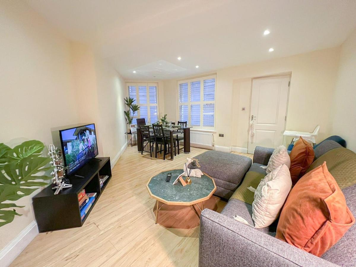3 Bedroom Apartment With Private Terrace In Pimlico, Westminster, Victoria London Exterior foto